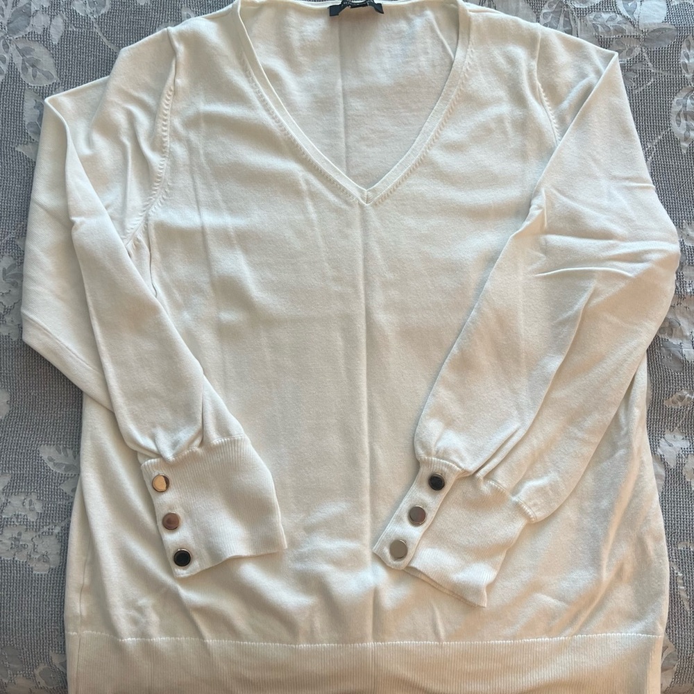 Ann Taylor Cream V-Neck Sweater